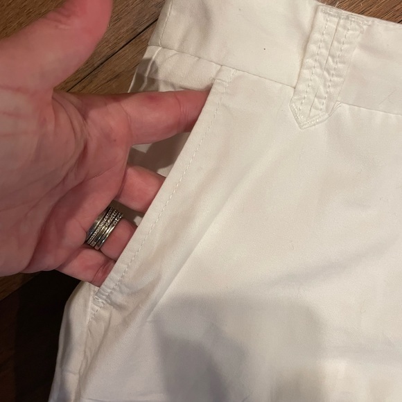 🌞J.Crew Chinos in khaki 🤍 - Picture 2 of 8